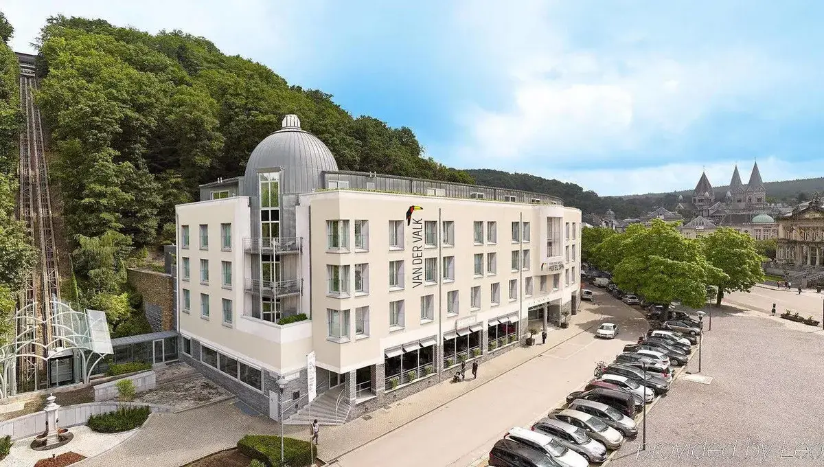 Hotel Spa aanzicht