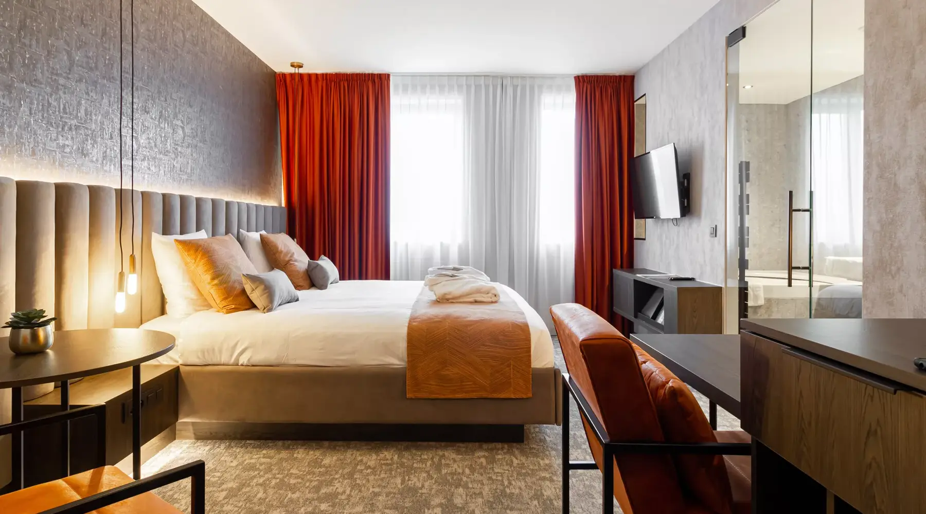 Van der Valk Mons