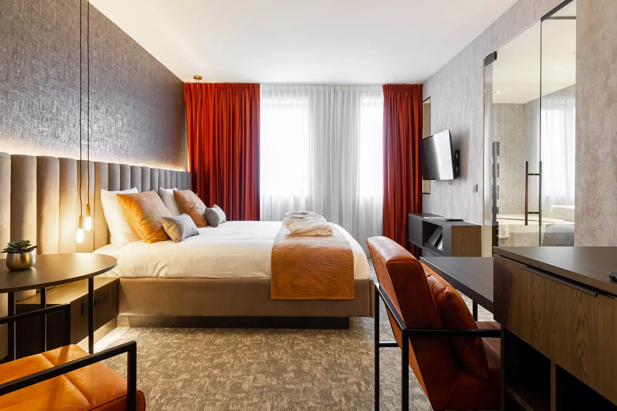 Van der Valk Mons