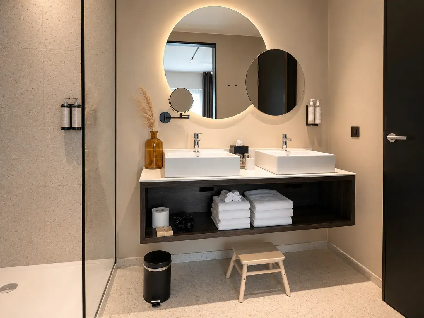 Bathroom Deluxe family room