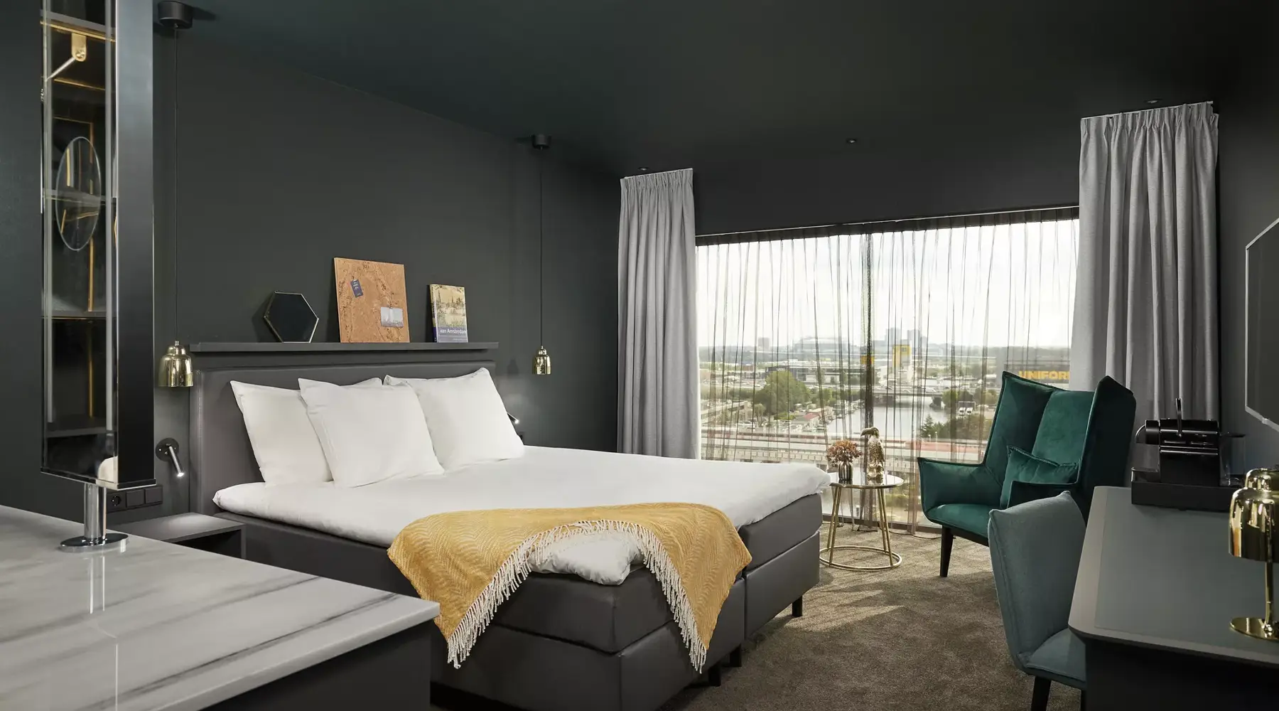 Kamer amsterdam amstel