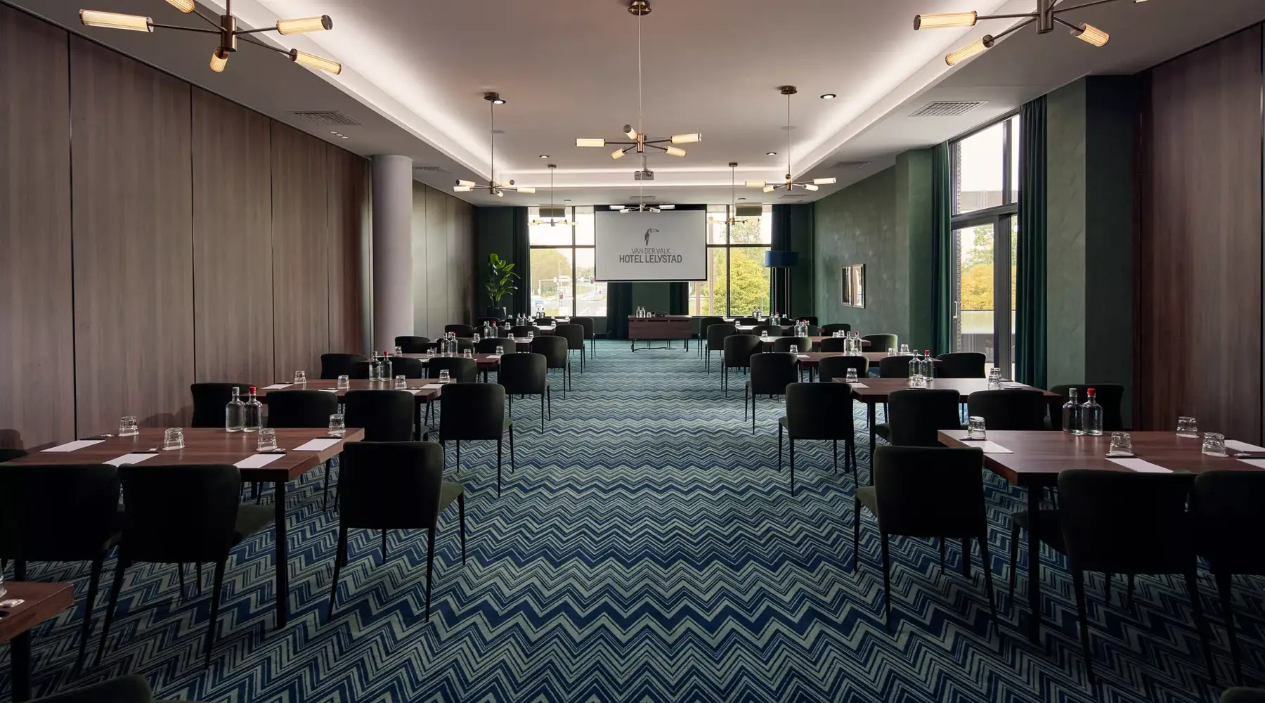 Marker zaal bij Van der Valk Hotel Lelystad