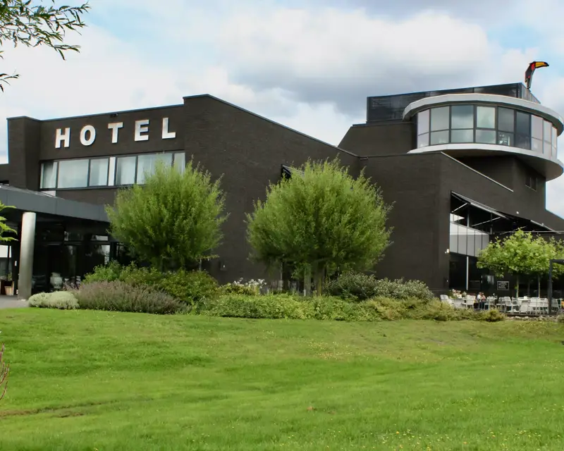 Buitenaanzicht-valk-uden-veghel