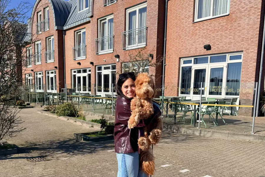 Geniet van een warm welkom en comfortabel verblijf voor mens en dier.