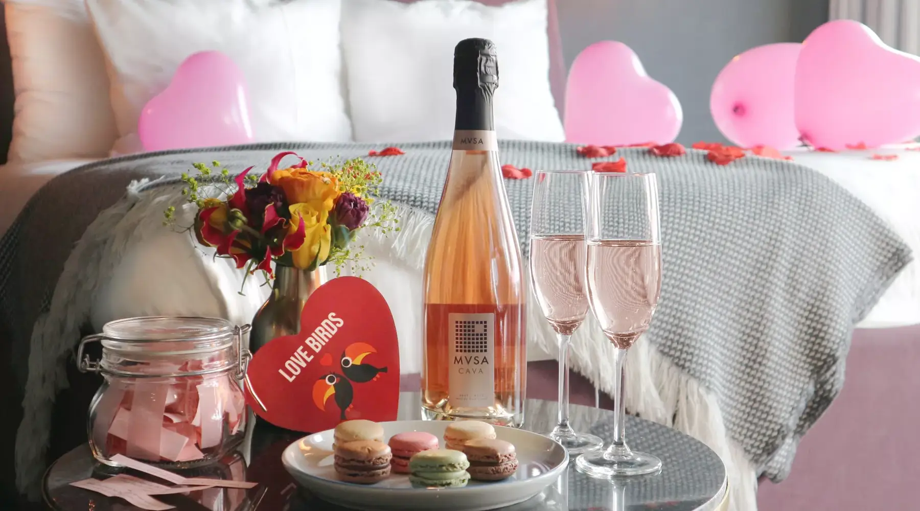 Romantic package for a room upgrade in a hotel