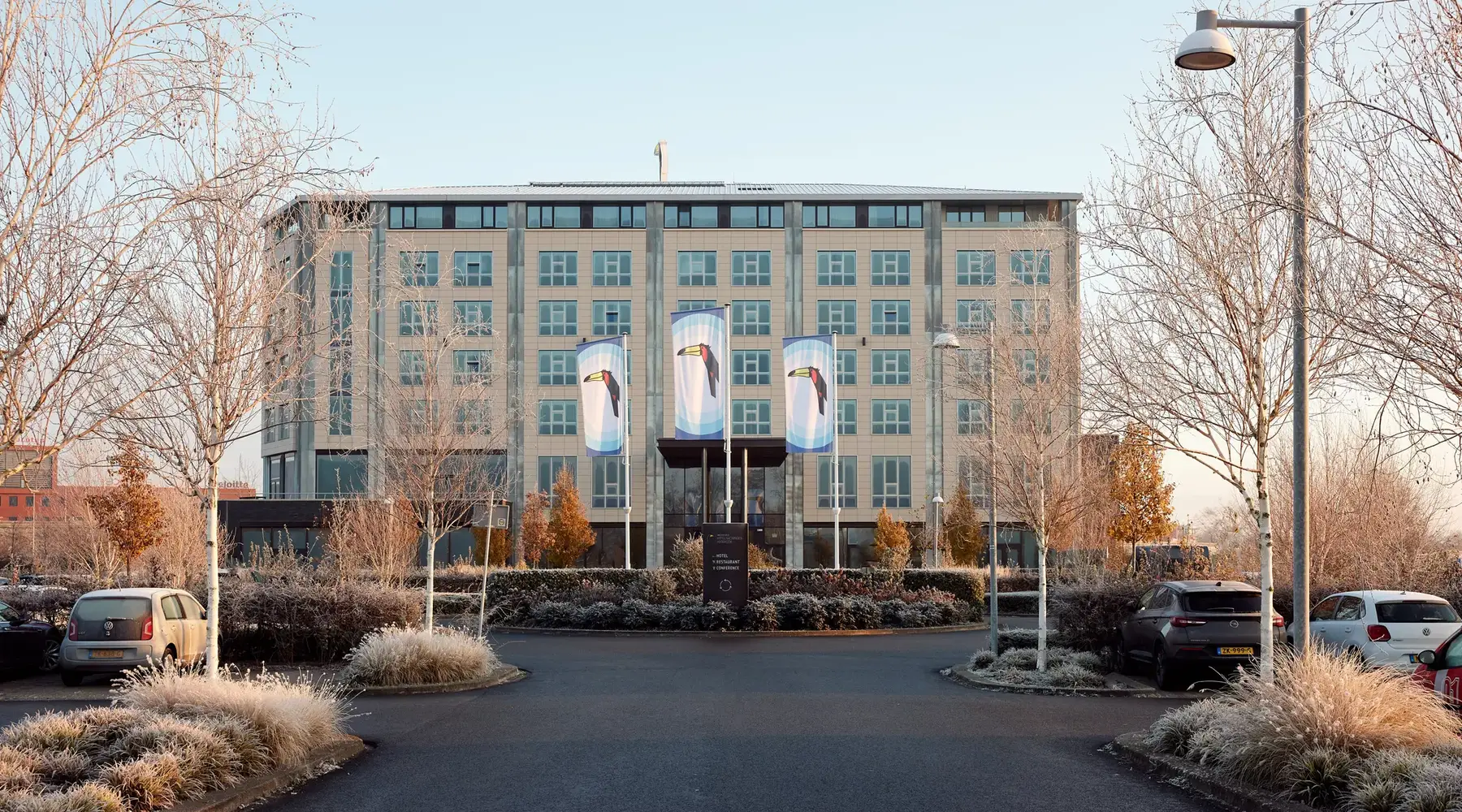 Hotel Groningen - Hoogkerk along the A7