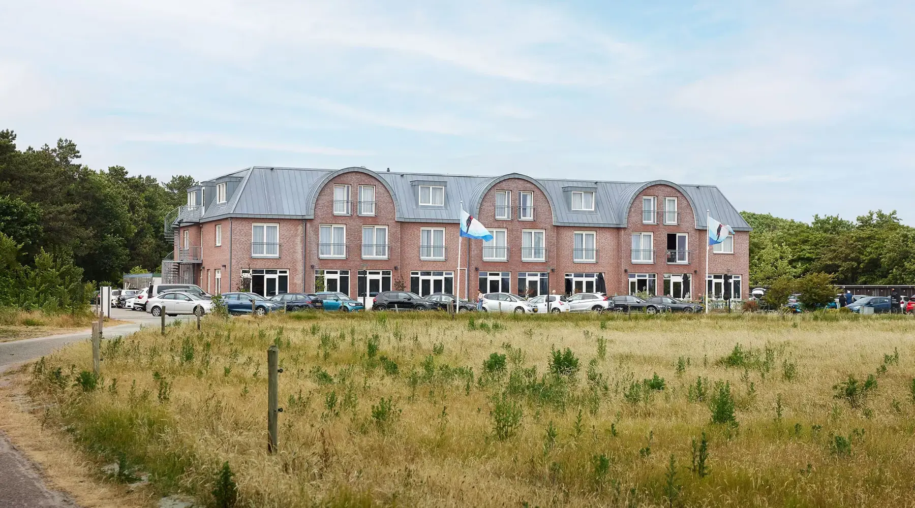 zij aanzicht hotel