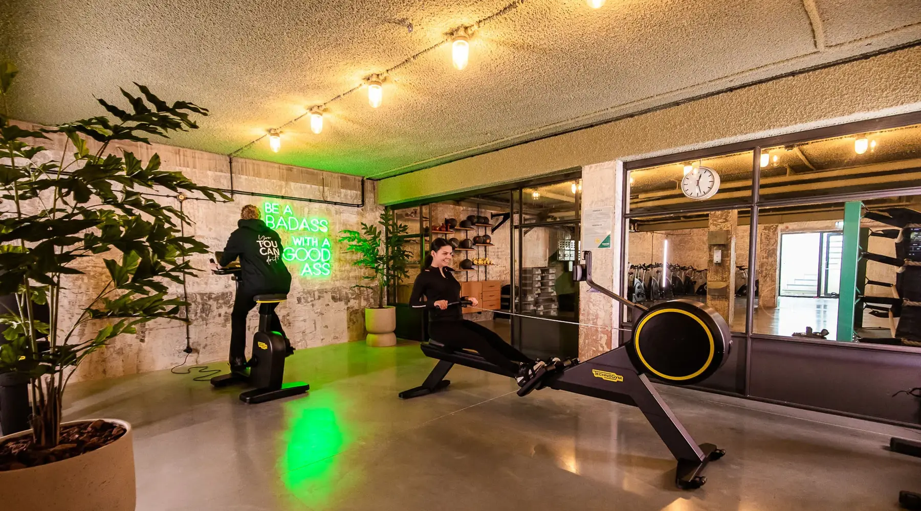 Guests working out in the Fitness at Van der Valk Hotel Eindhoven