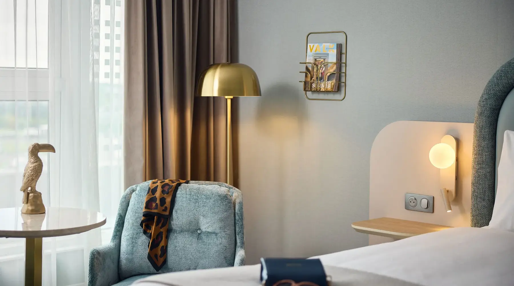 Zimmer des Hotels Paris in hellen Farben