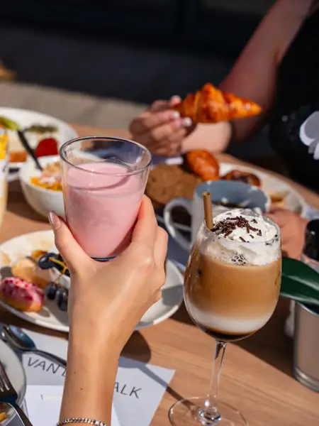 Petit-déjeuner à Charleroi