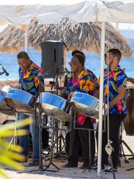 Band with live music at Resort Bonaire