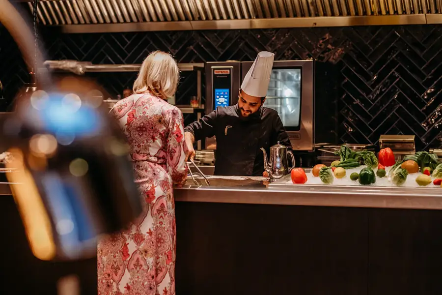 Live cooking