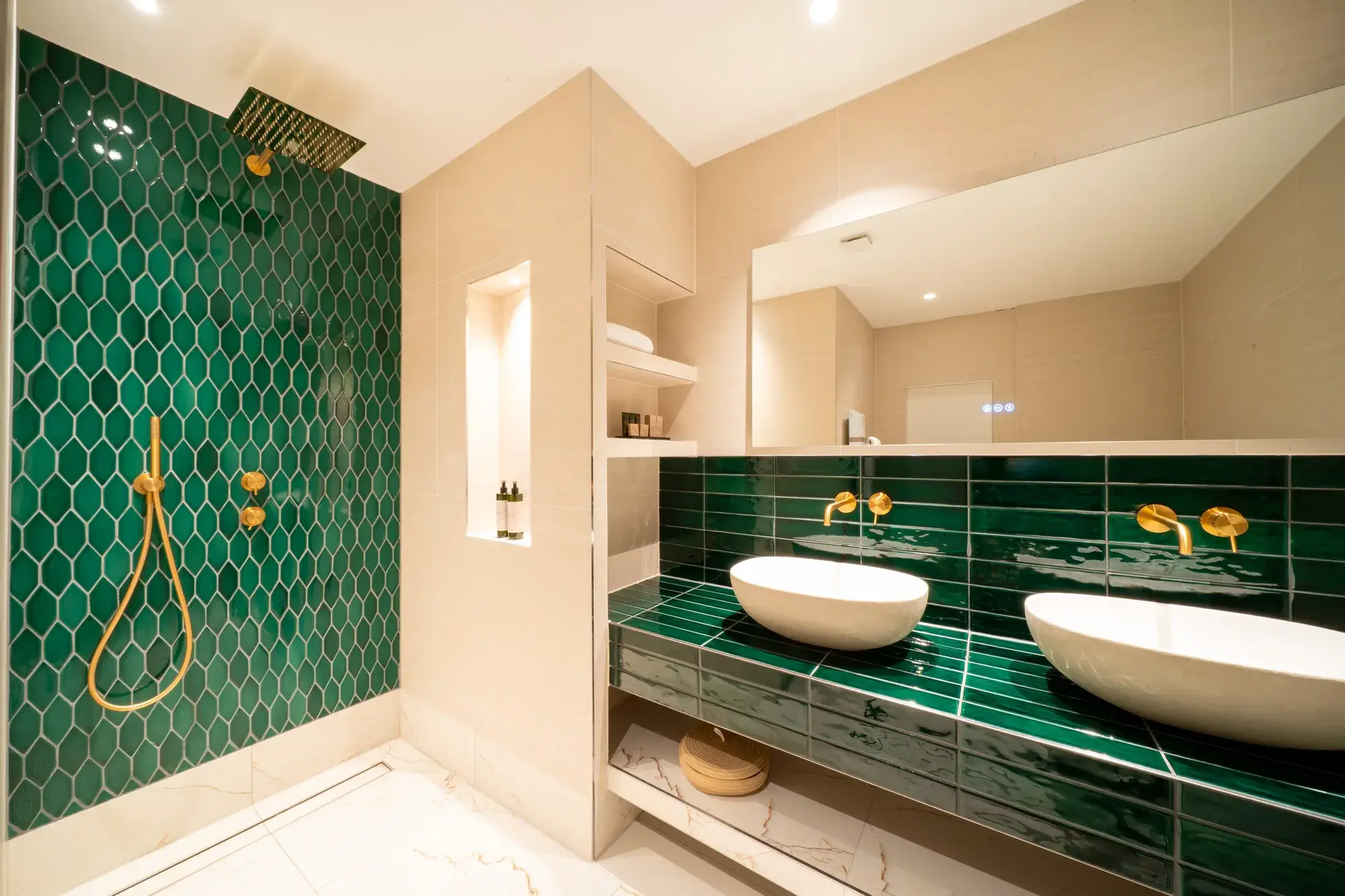 Luxus Suites
