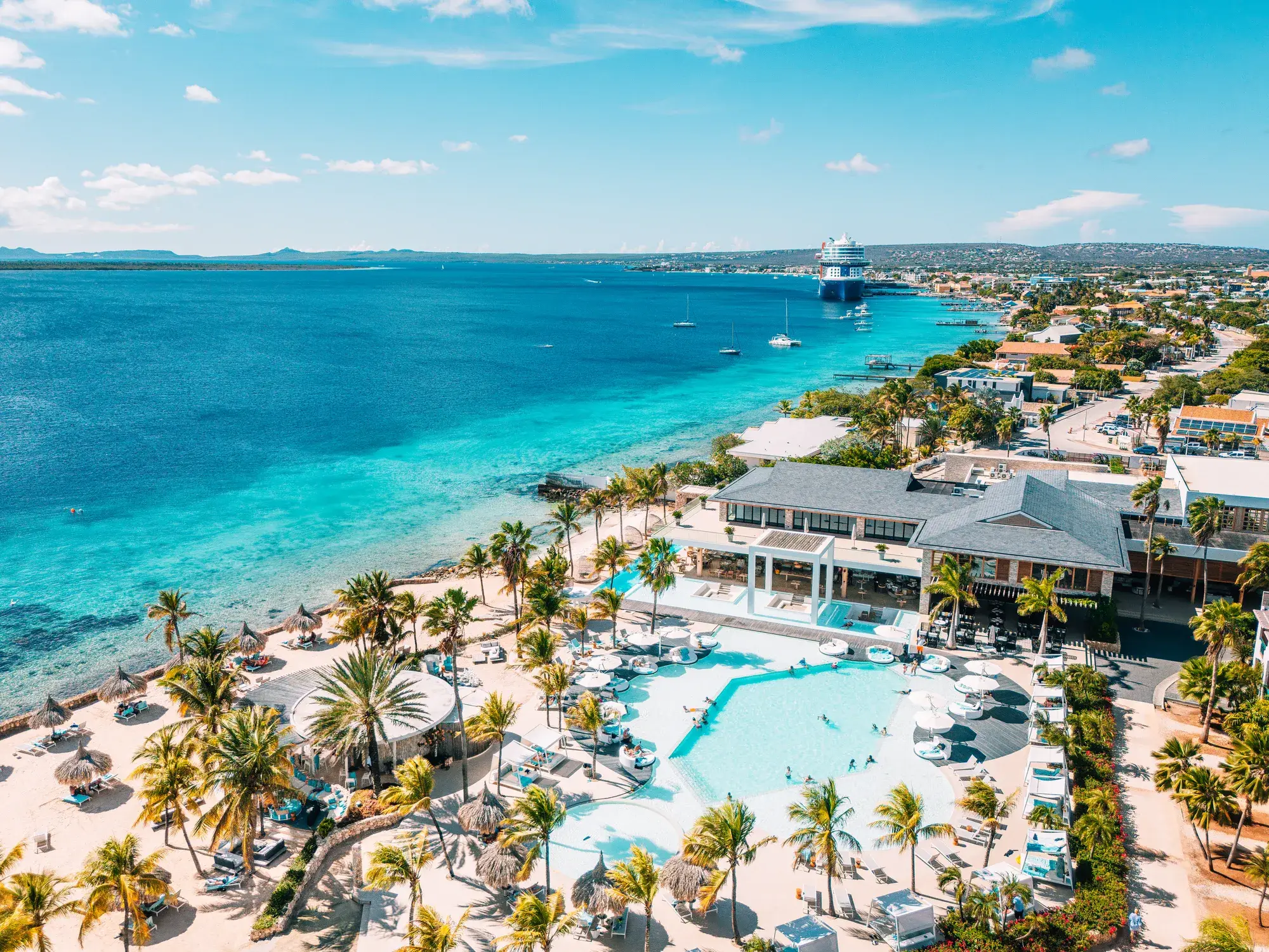 Zwembad Plaza Beach Resort Bonaire