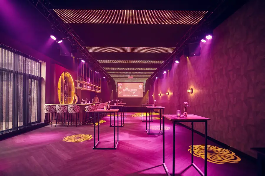 The Base Feestzaal bij Van der Valk Hotel Lelystad