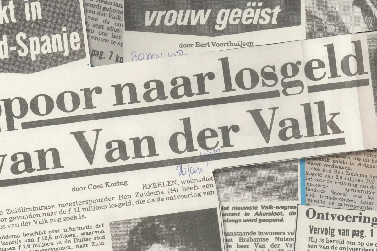 Krantenkoppen over de ontvoering van Toos van der Valk