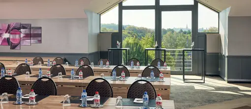 Réunion conférence Meeting Zaal Van der Valk Charleroi