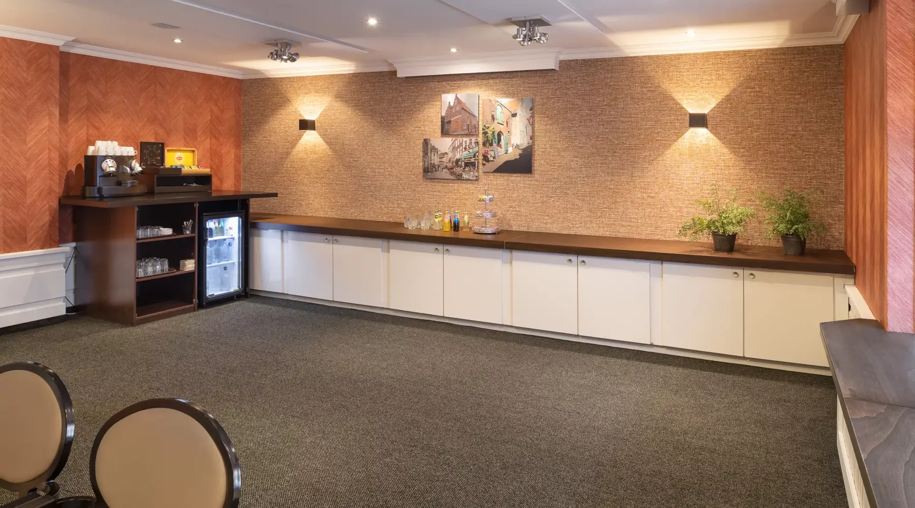 Coin minibar