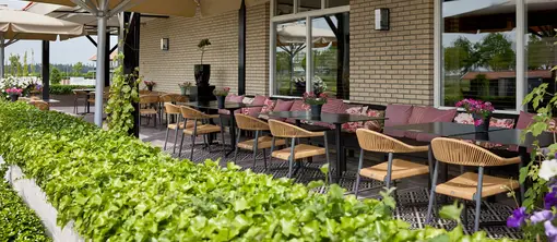 Terrace Van der Valk Hotel Groningen - Zuidbroek A7