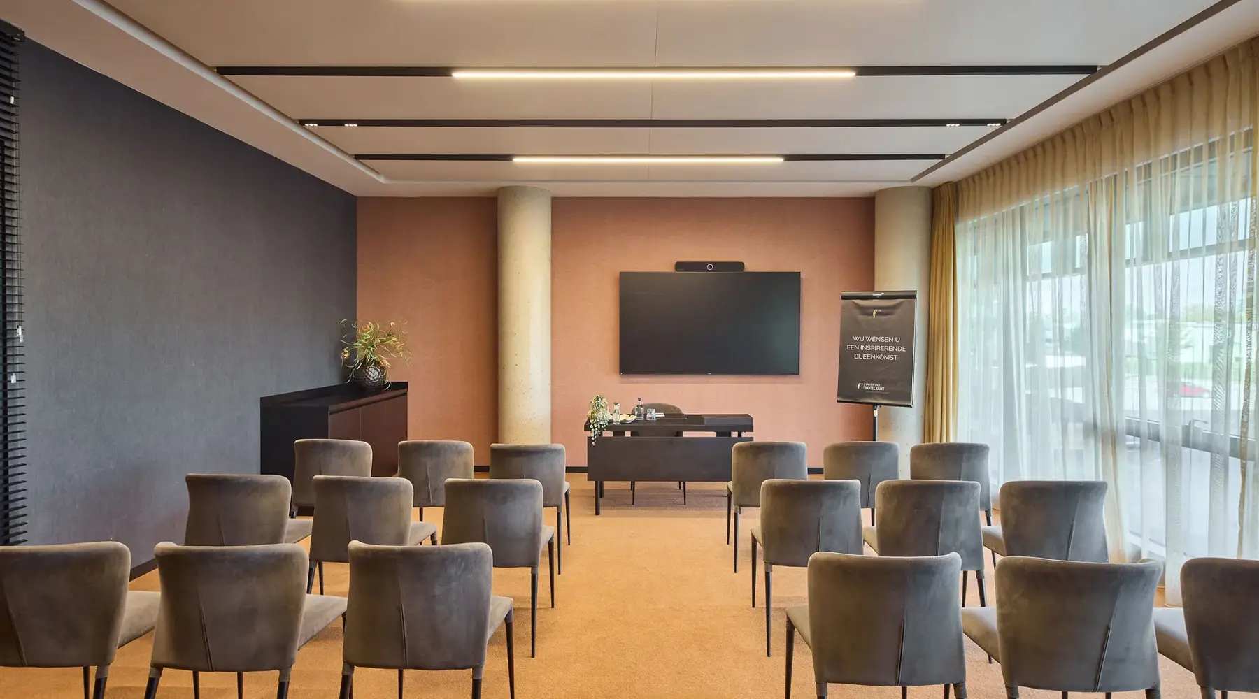 Oude Vismijn in theateropstelling tot 30 personen voor bedrijfspresentaties te Gent