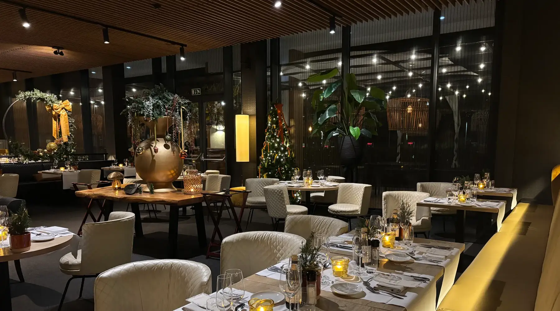 Intérieur de la Brasserie l'Oeuf