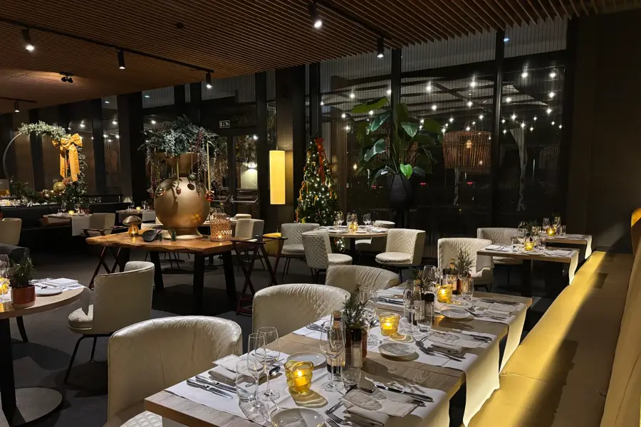 restaurant