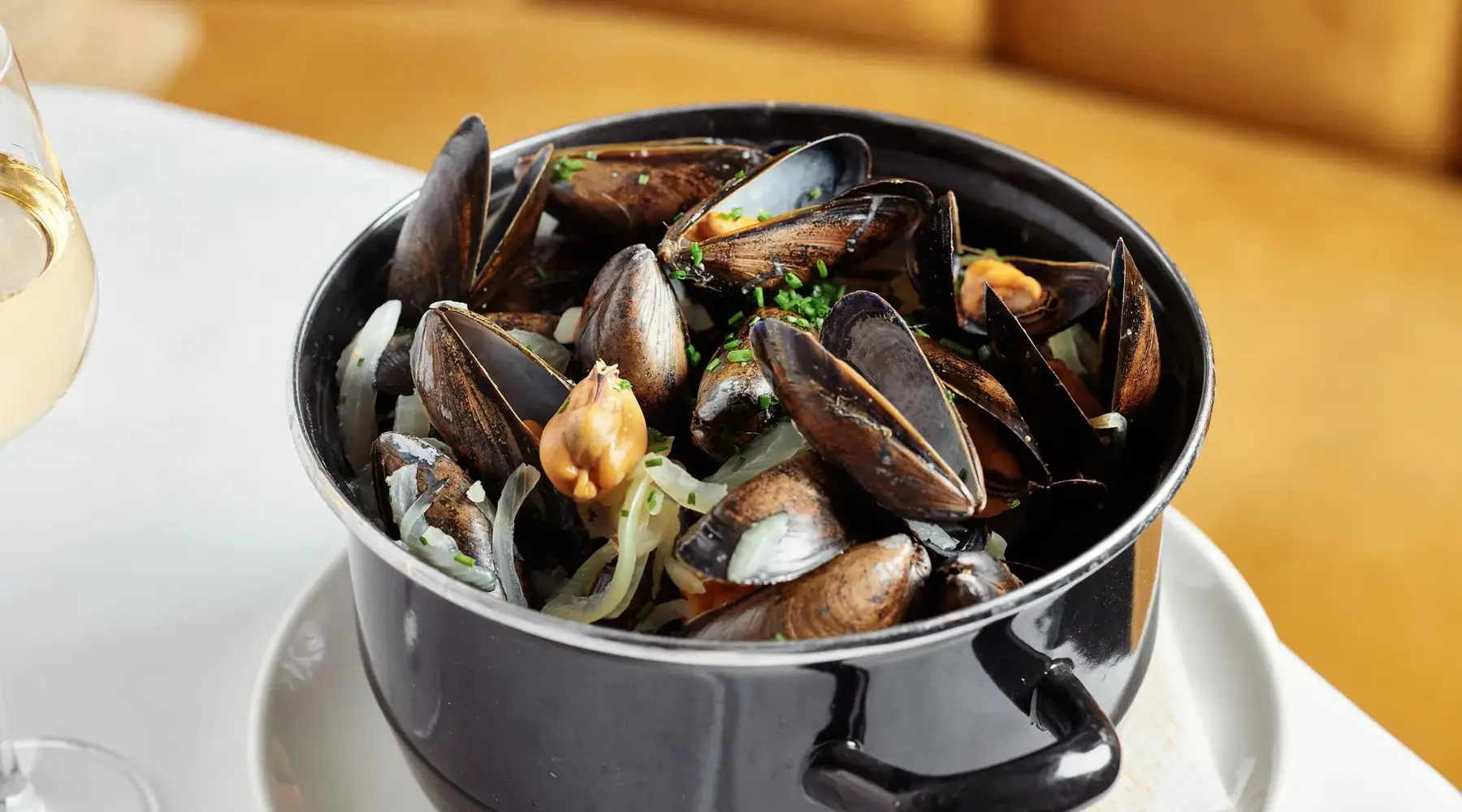 Mosselen in Restaurant Cocotte