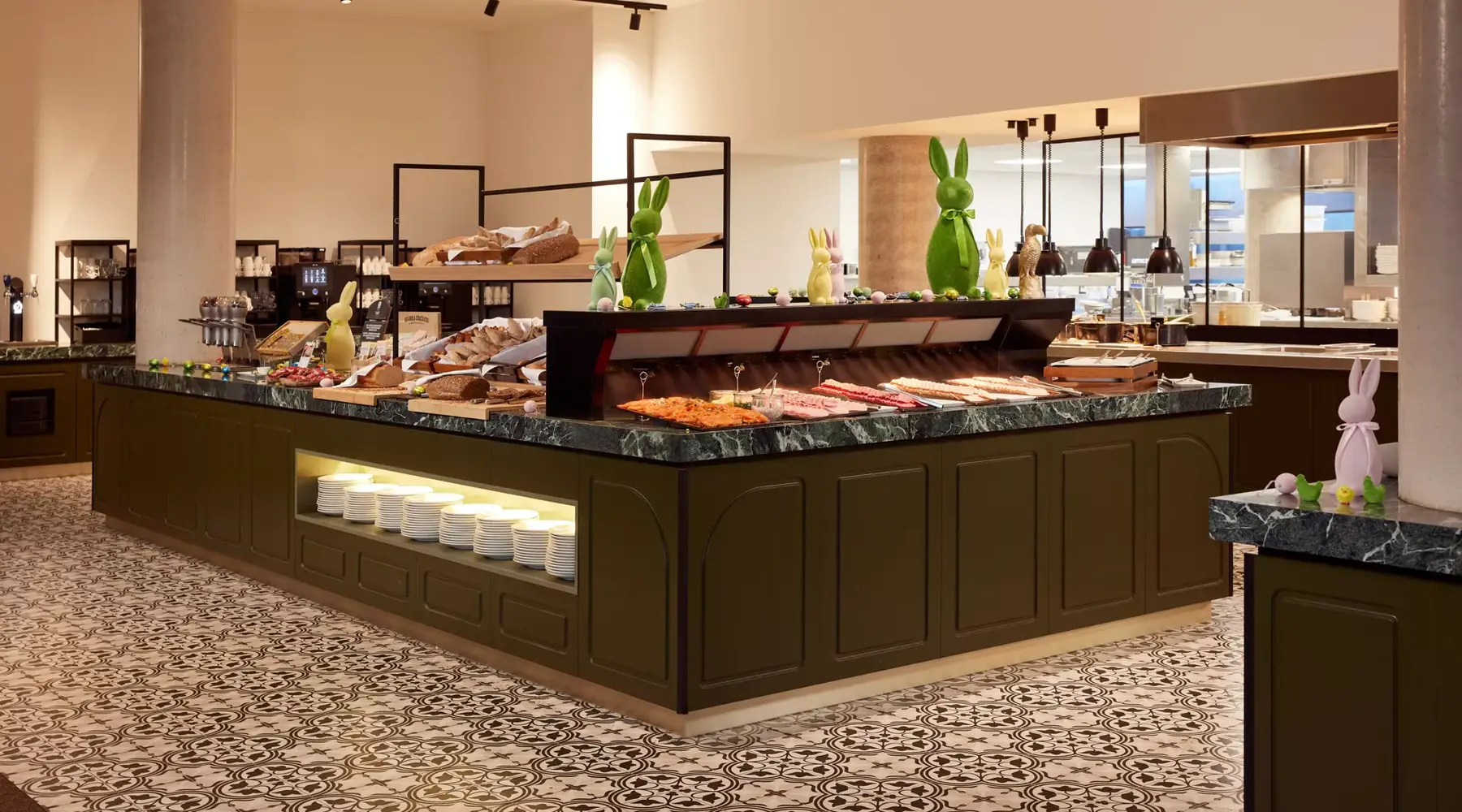 Extensive brunch buffet at Hotel Ghent for Easter with the family