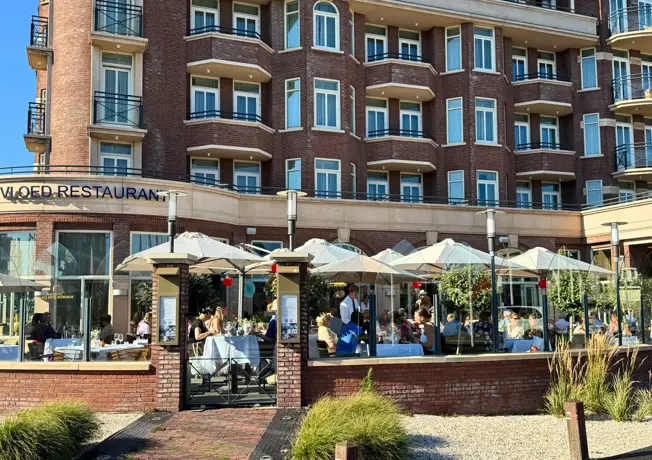 Personeel op het terras