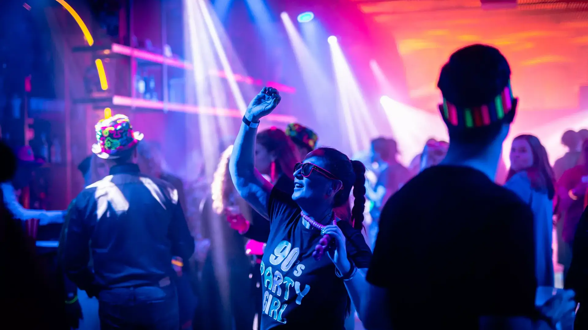 Neon party bij Hotel Lelystad