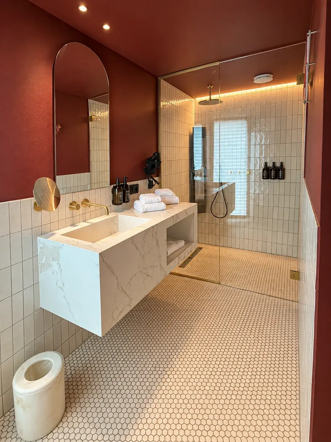 Cinema rouge suite