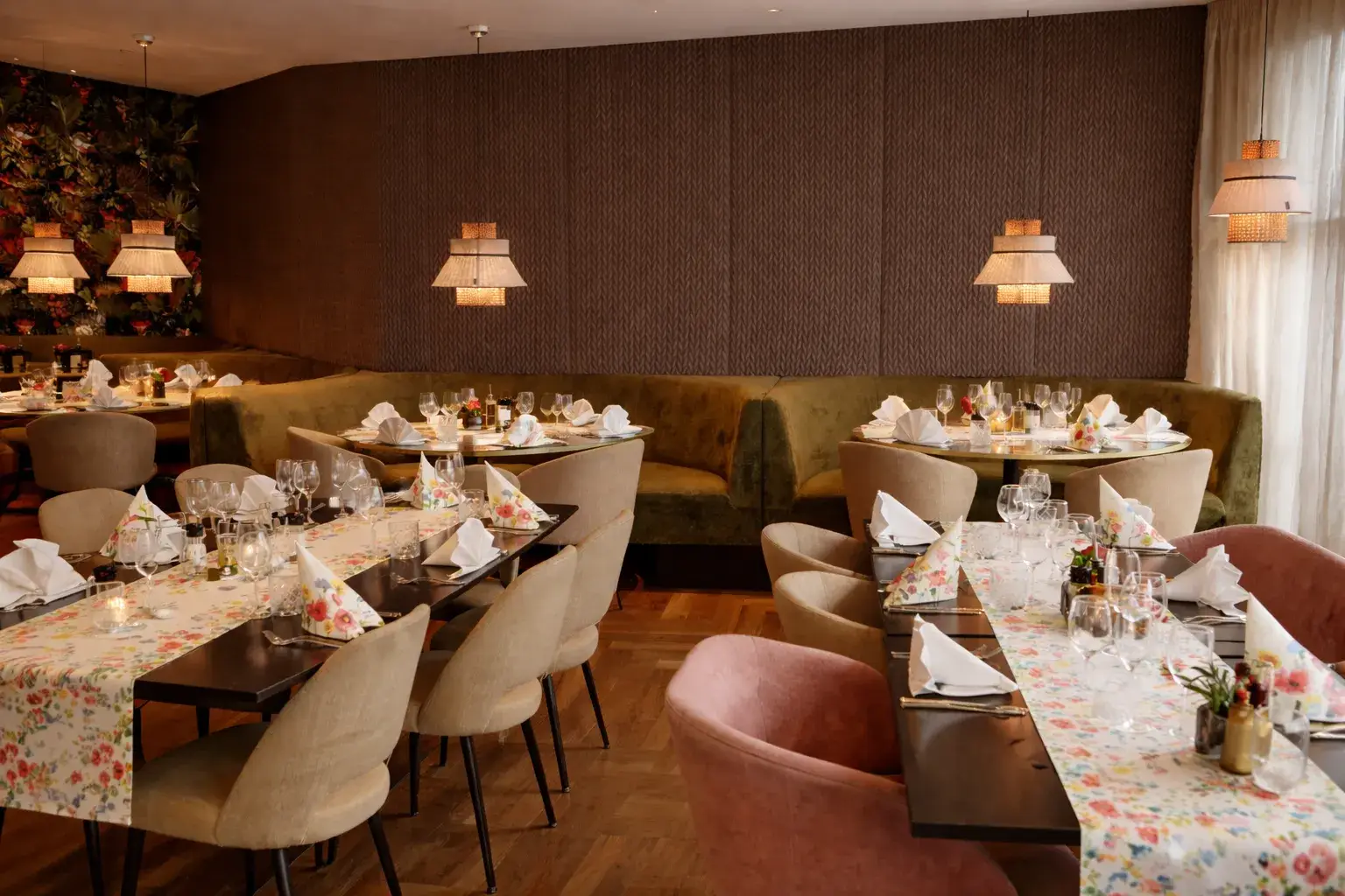 Nest restaurant