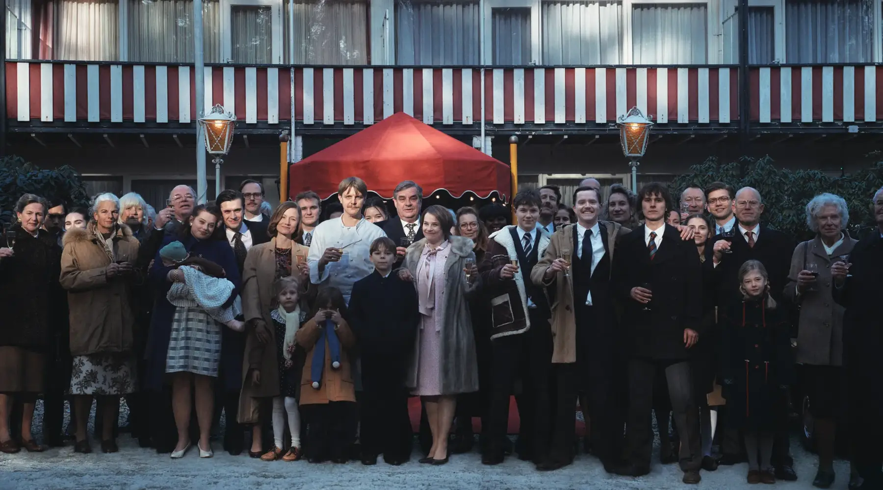 De volledige cast van de Netflix-serie Toos: De Van der Valk ontvoering