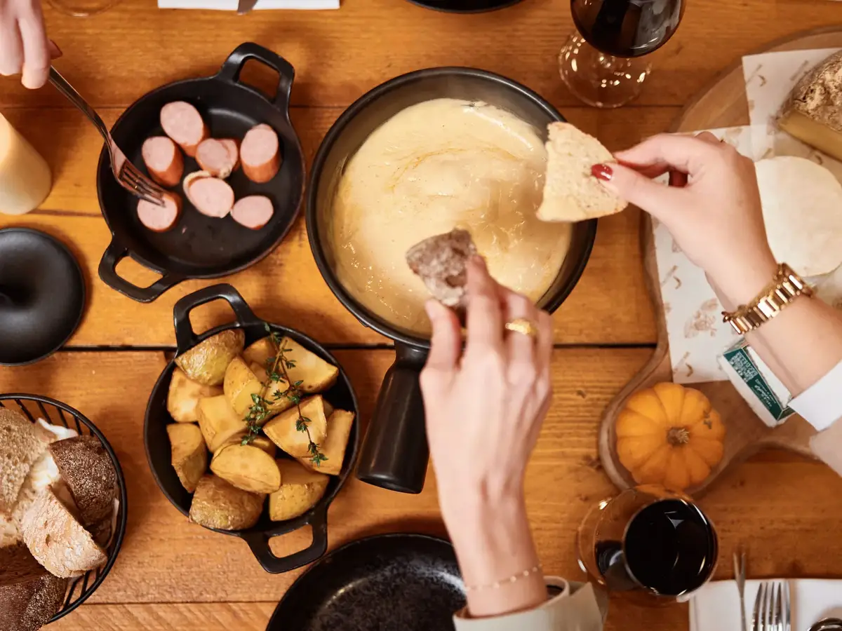 Käsefondue in unserer Chalet Savoyard