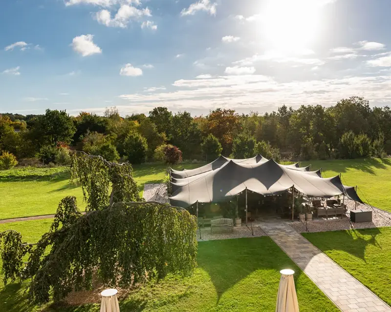 Outdoor-Stretch-Zelt