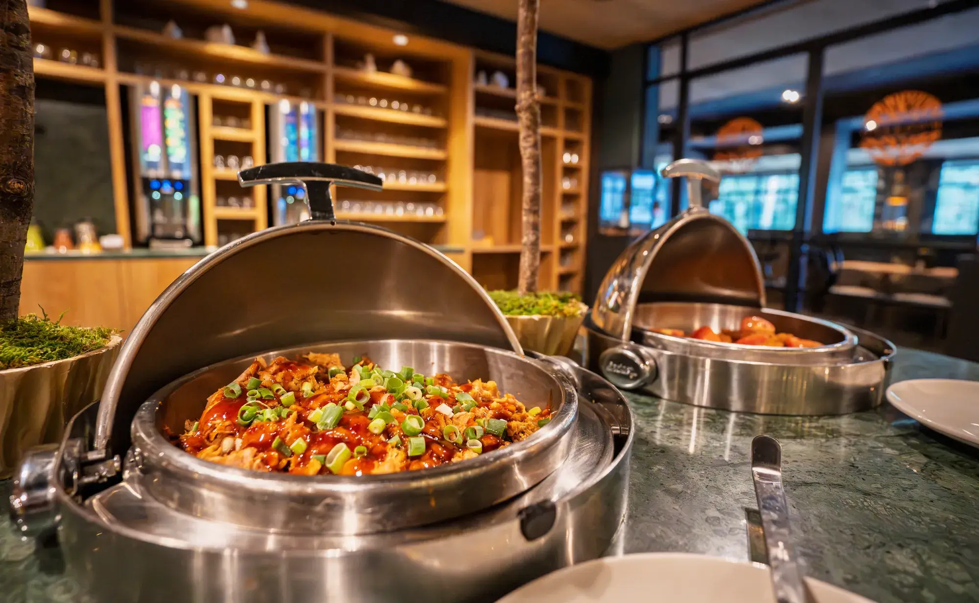 Lunch buffet (Mon-Sat)