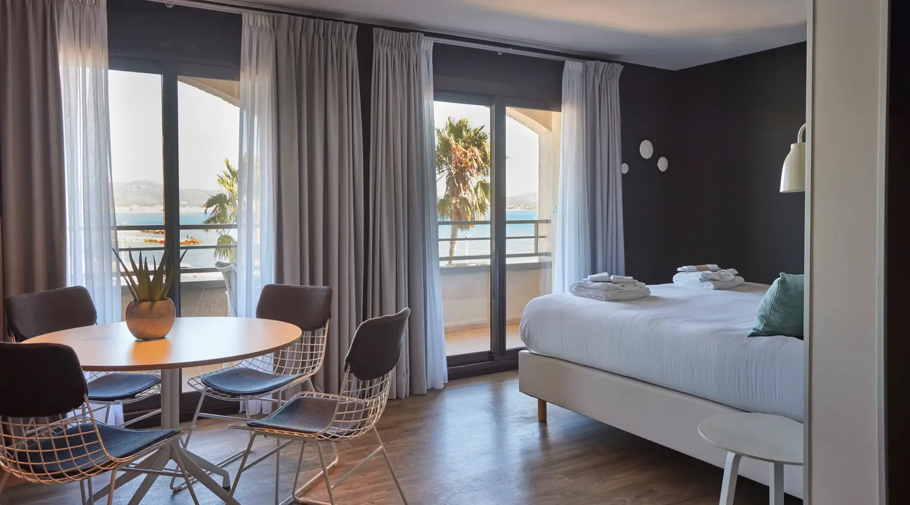 Family suite with bunk bed