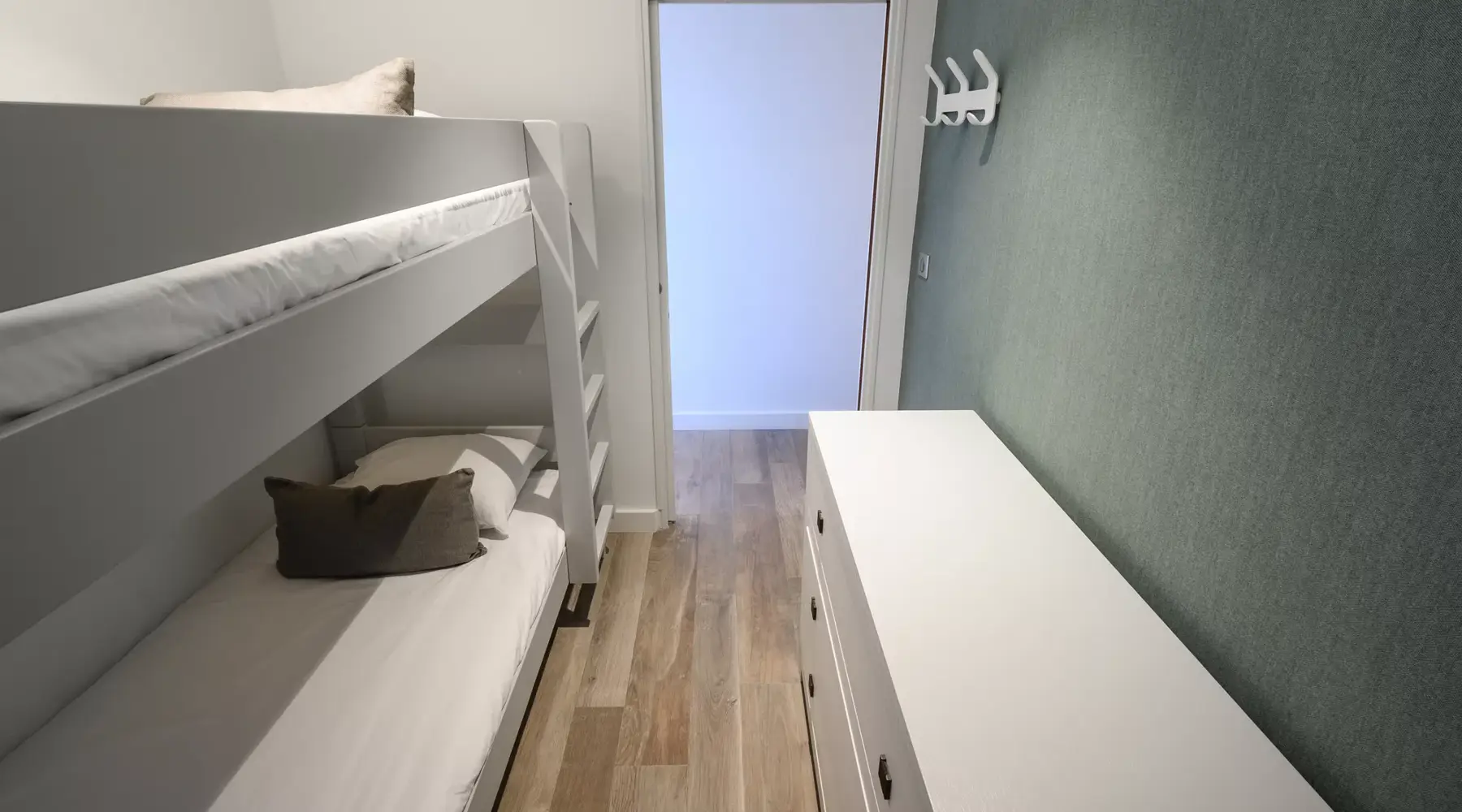 Harbor Suite