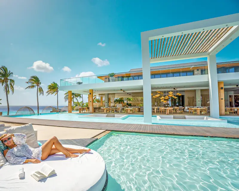 Plaza Beach & Dive Resort Bonaire