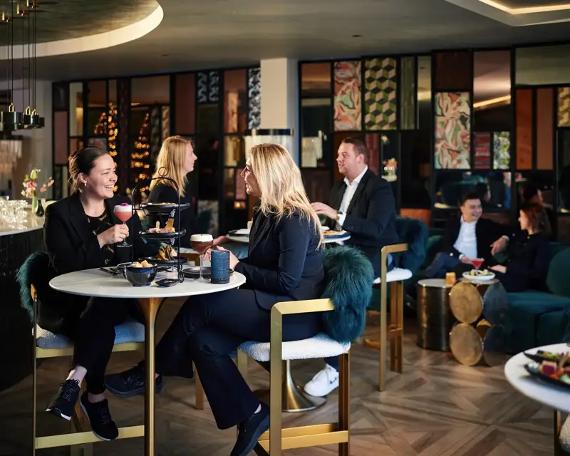 Borreldeal bij Van der Valk