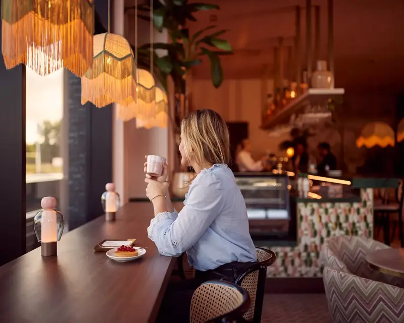 koffie drinken bar hotel lelystad