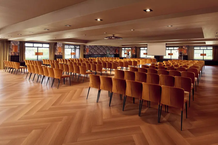 Grote Torenvalk Tagungsraum in Theaterbestuhlung overview