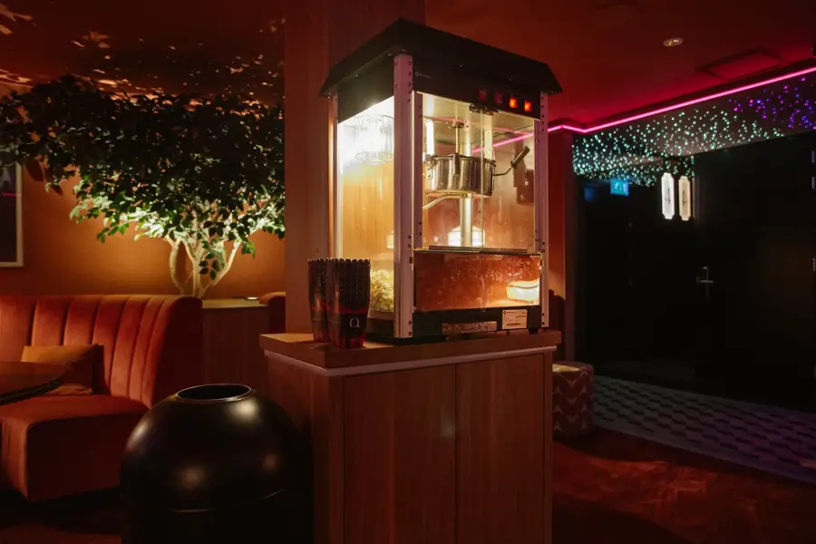 The Q Lounge