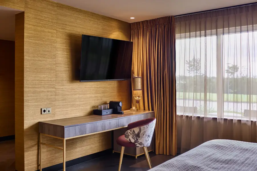 Royal Suite Gold Schreibtisch