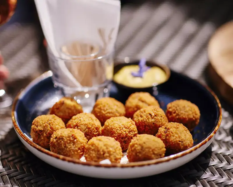 Bitterballen bij Hotel Vught