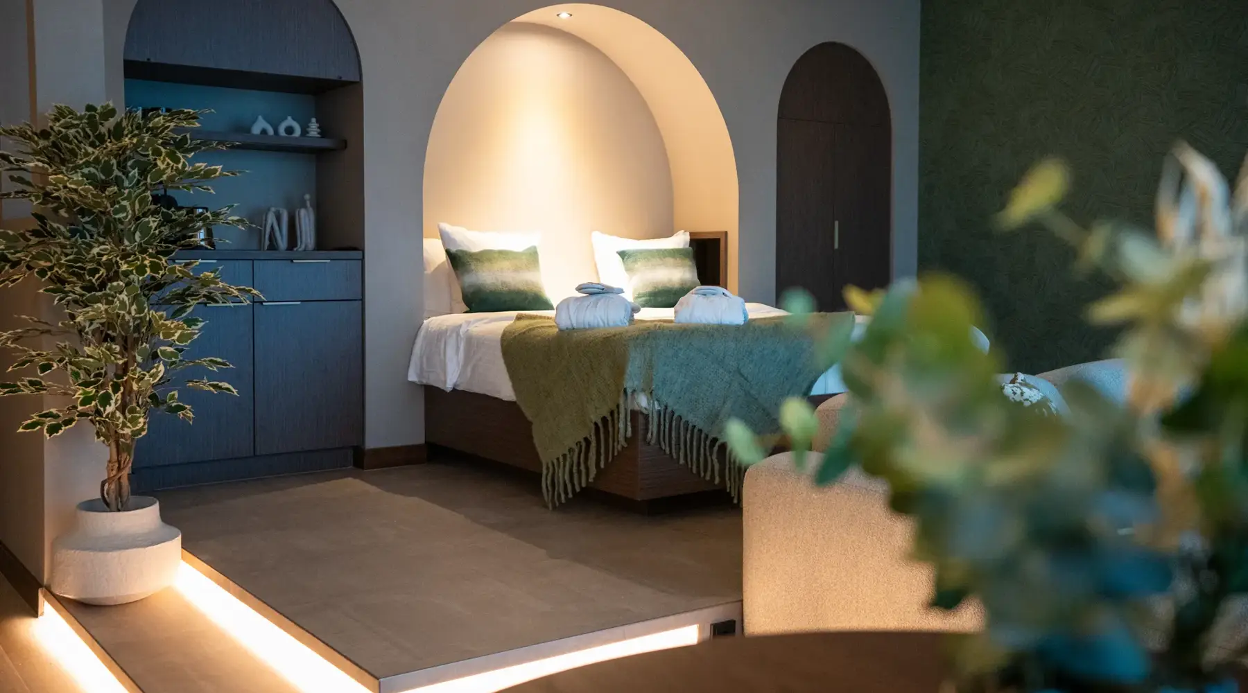 Bed hotel room Hotel Veenendaal