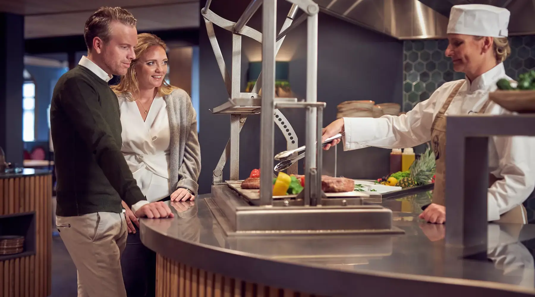 Gäste bei Live Cooking