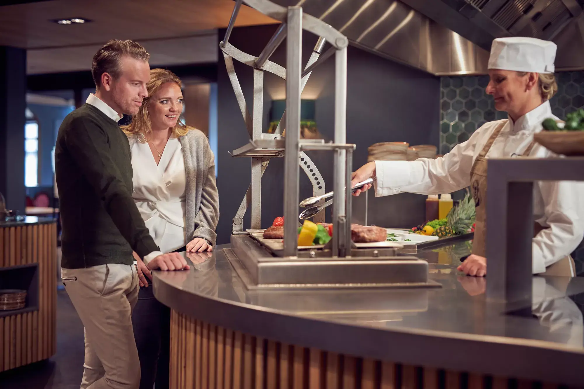 Gasten bij Live Cooking