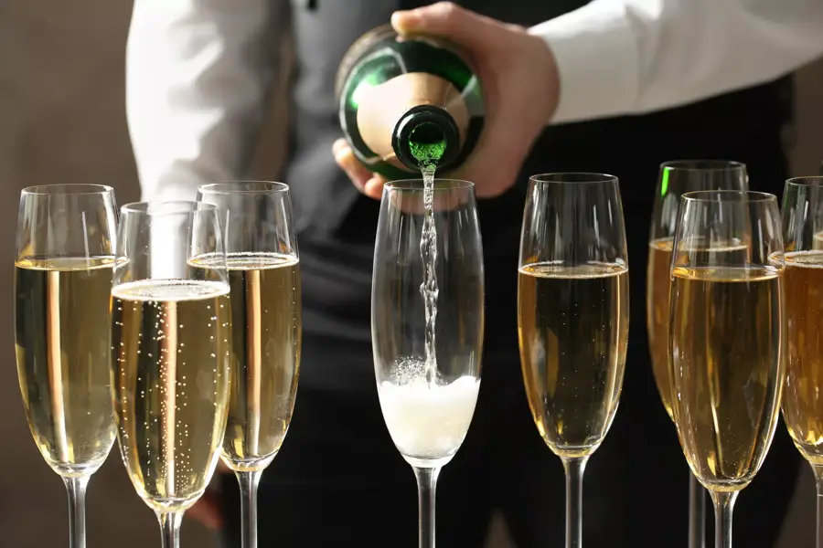 Sparkling Welcome