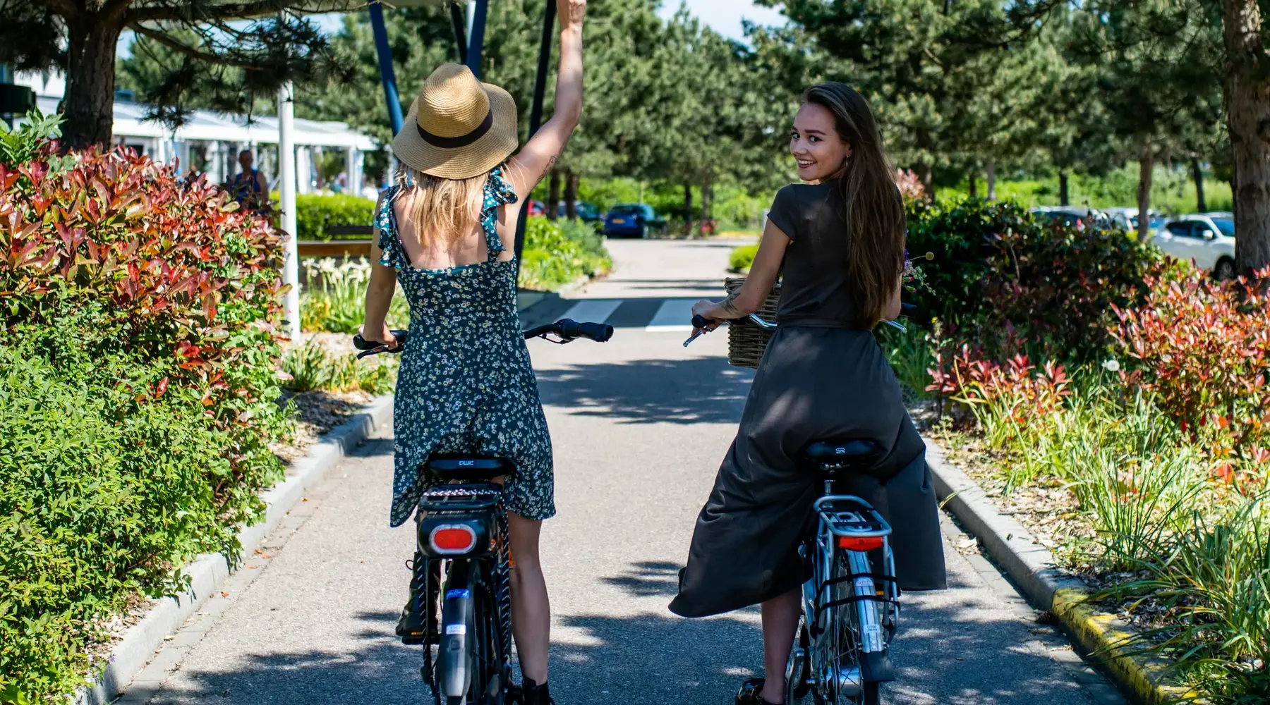 Radfahren | Freundinnen | Sommer